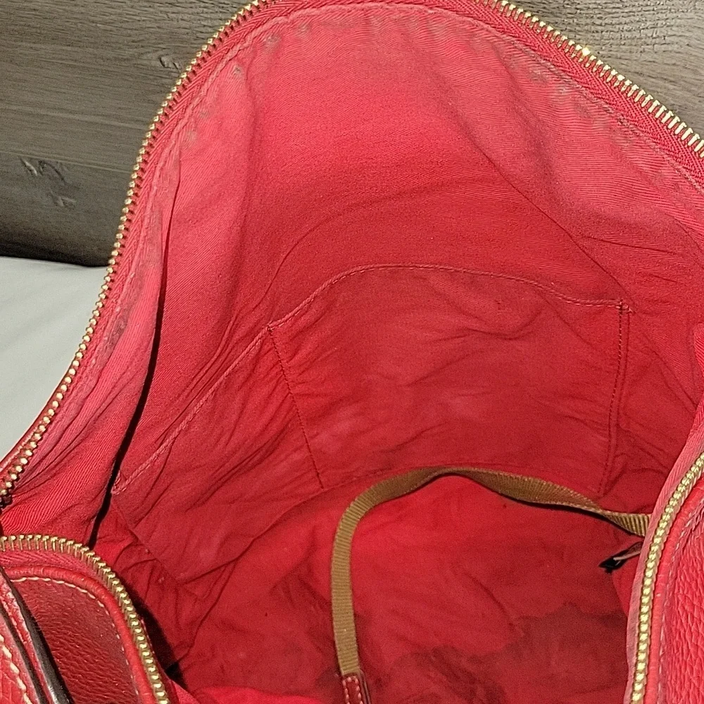 Dooney & Bourke stylish versatile